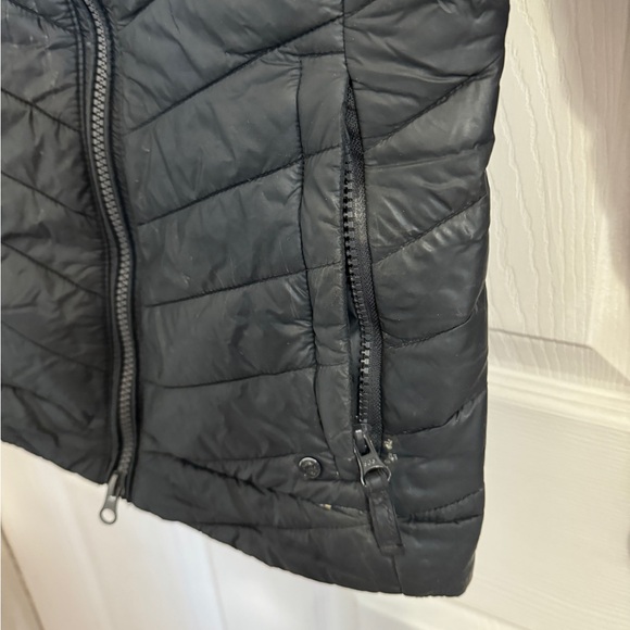 Tempo Black Puffer Jacket from Greenhawk - Picture 2 of 5